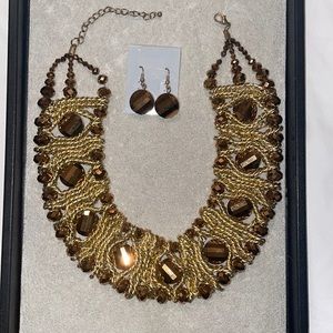 Gold chain and bronze stone statement set